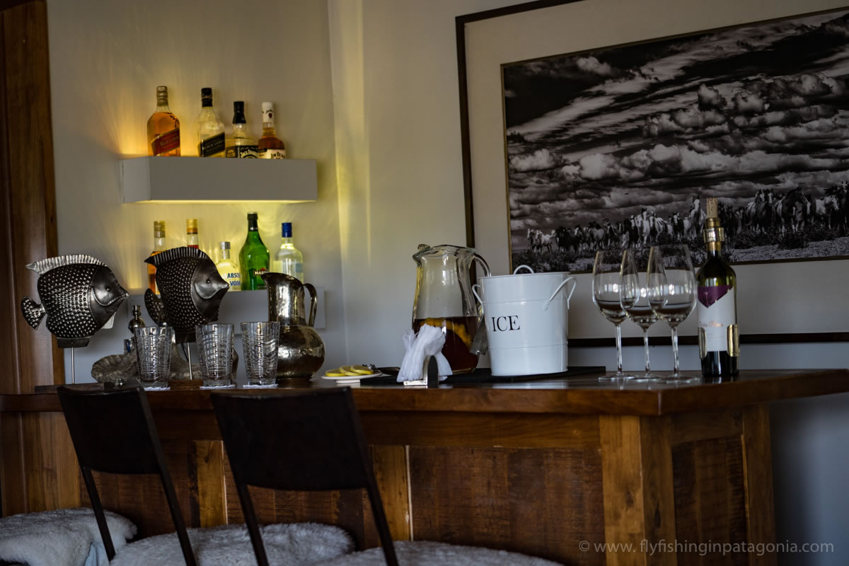 Tres Rios Lodge bar photo