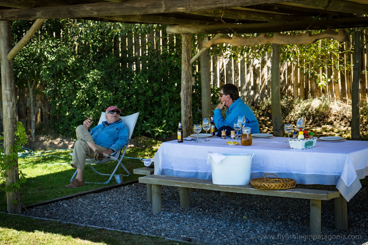 Tres Rios Lodge outdoors lunch area photo