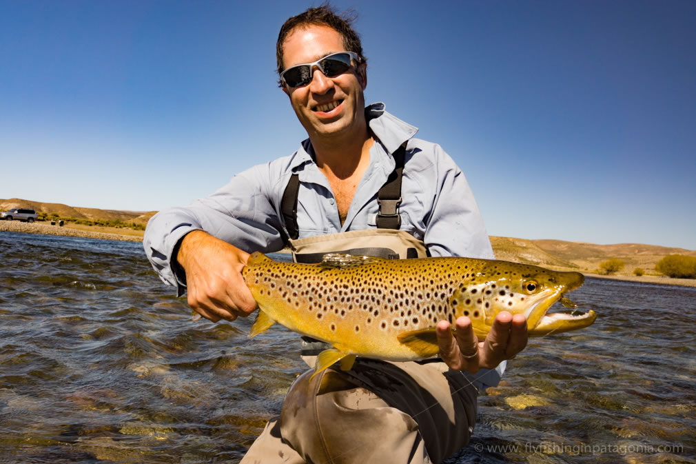 Raste holding a large brown trout from the Collon Cura River