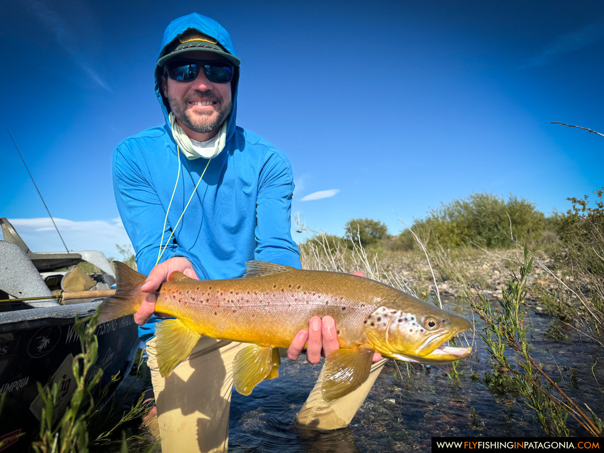 another great fish landed on the middle limay river