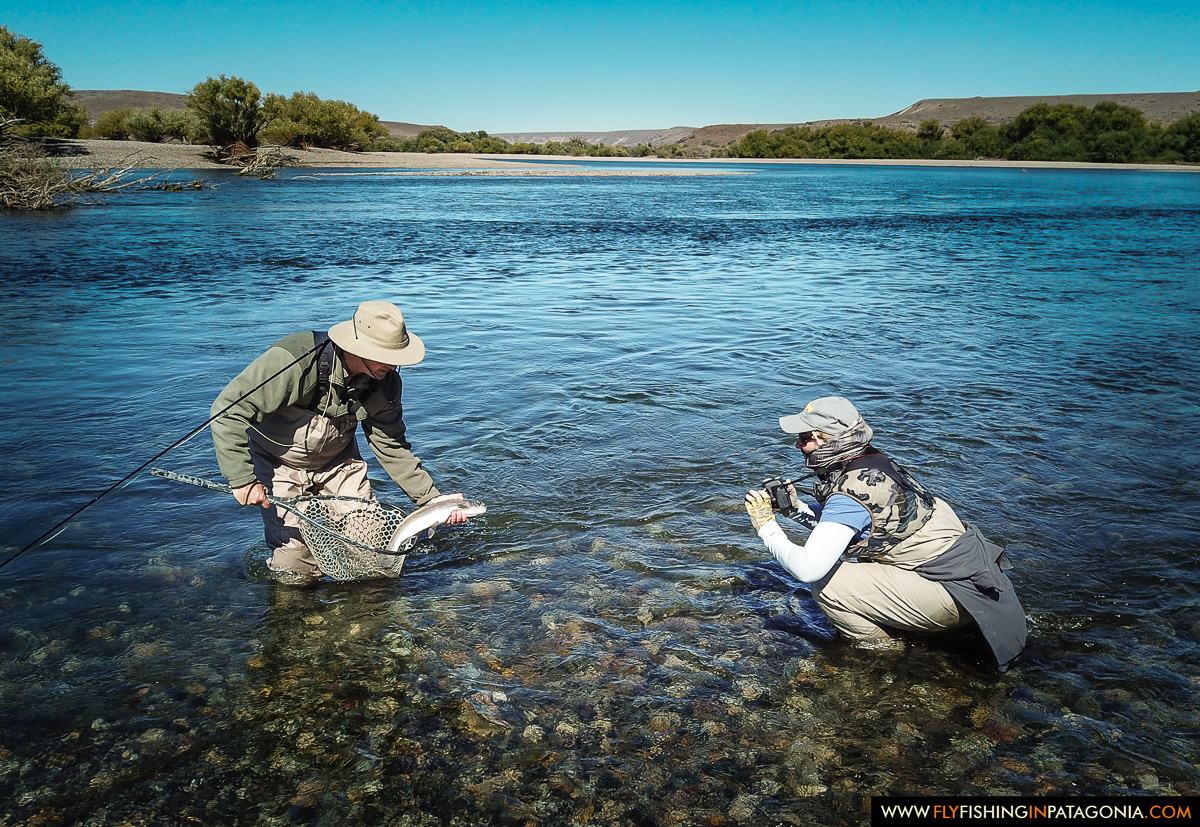 Fly fishing at Estancia Quemquemtreu