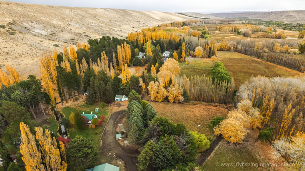 Aerial view of Quemquemtreu Lodge and its grounds
