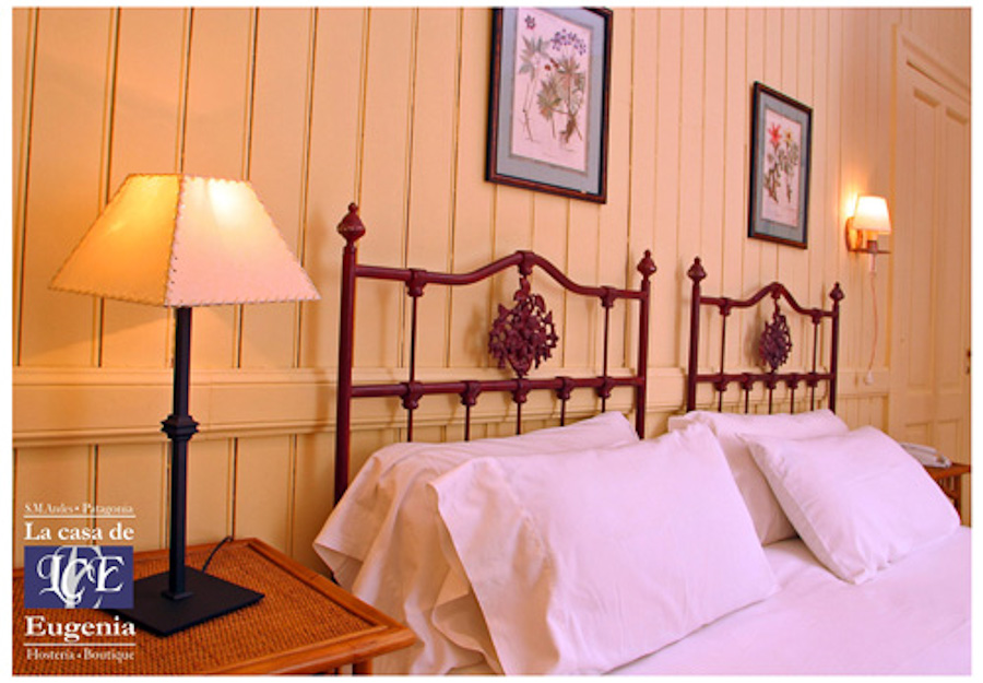La Casa de Eugenia double bed